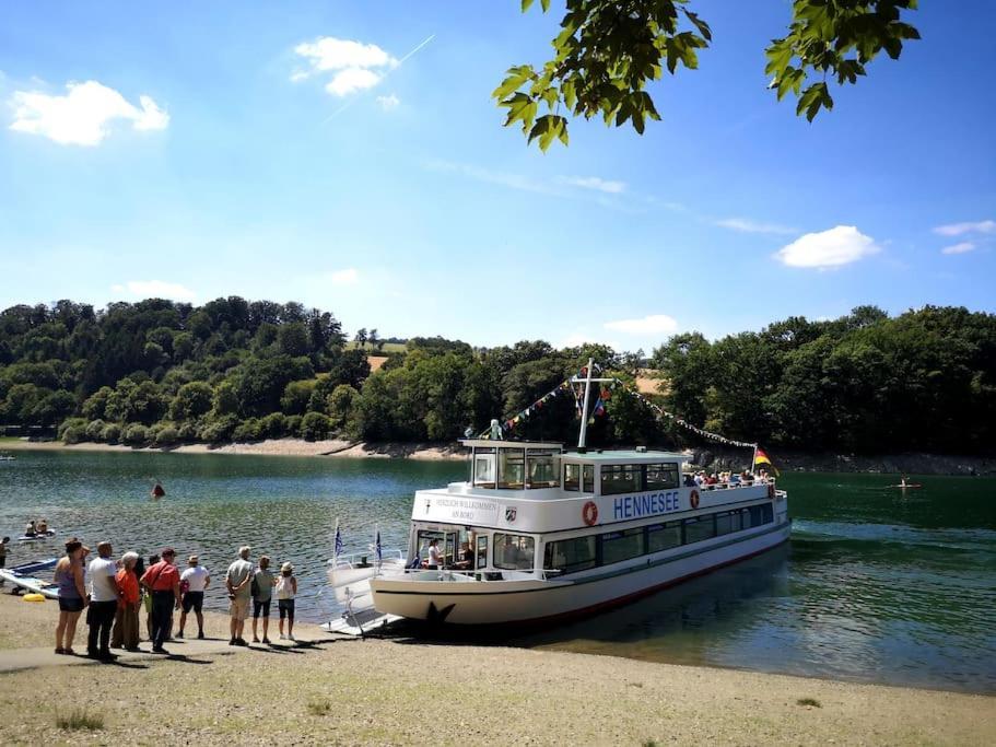Haus Julia Direkt Am Hennesee Mitten Im Sauerland Meschede Buitenkant foto
